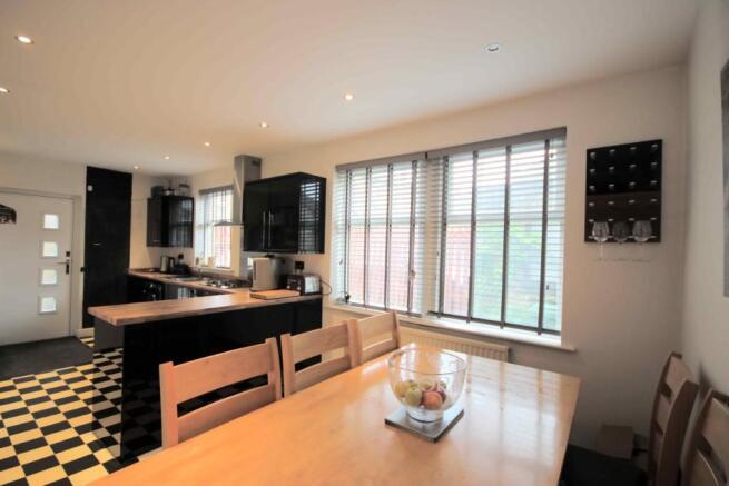 Dining Kitchen