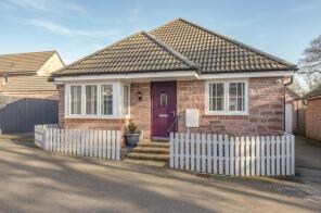 21, Colliers Gardens, Bristol BS48 3DT