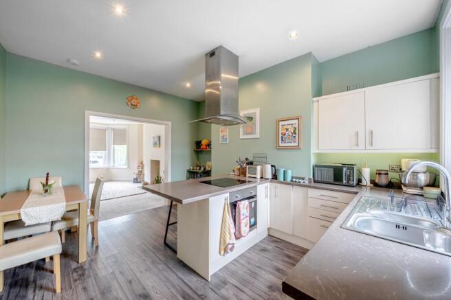 1 bed Flat for sale Image 4