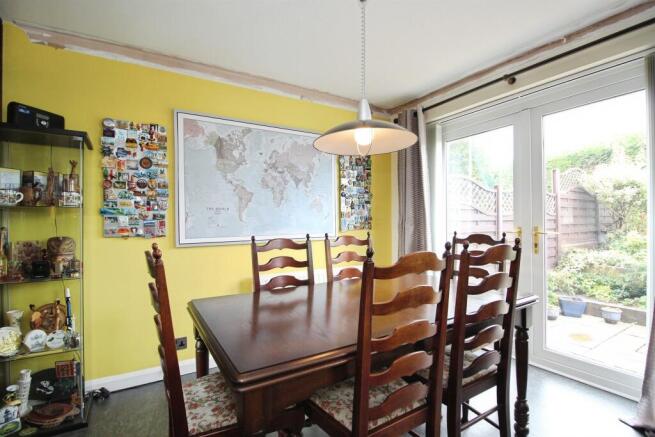 3 bed Semi-Detached for sale Image 6