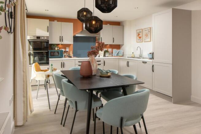 Ingleby Kitchen Diner - Castle Reach
