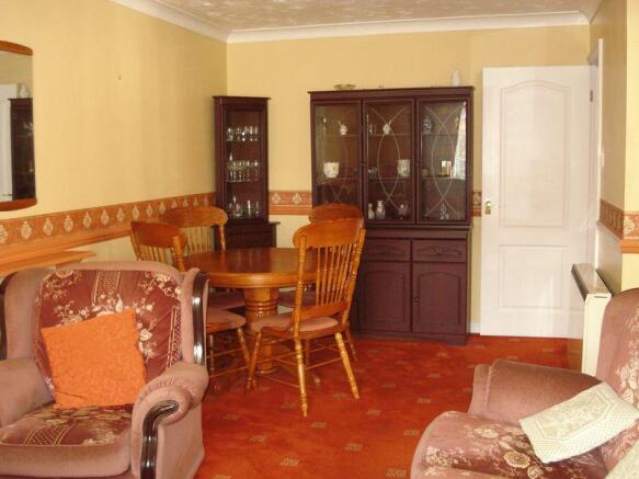 Lounge 2