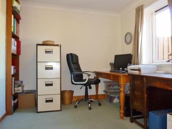 Bed 5 / Home Office