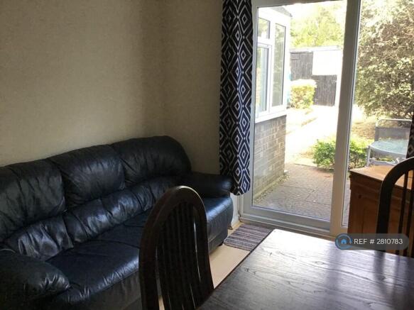 Sitting /Dining Room