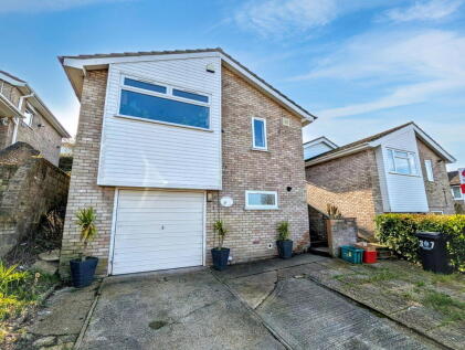 Norway Crescent, Harwich, CO12 4LD
