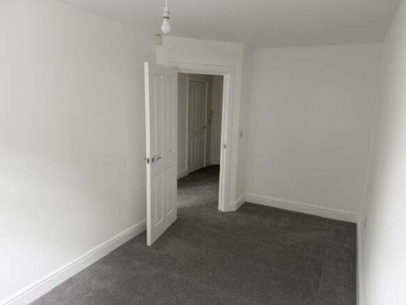 2 bed Apartment for sale Image 7