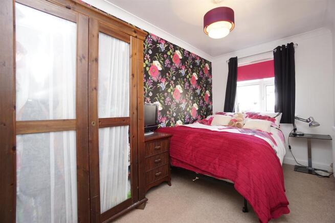 BEDROOM NO.4
