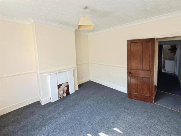 Avondale Road (4).jpg