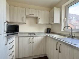 Flat 28, Hometeign House, Salisbury Road, Newton Abbot TQ12 2TE
