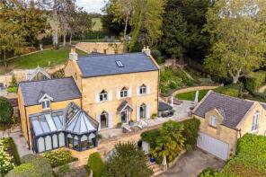 Rock Cottage, High Street, Moreton-in-marsh GL56 9HD