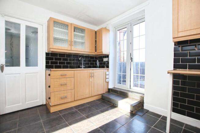 Manse Avenue, Lincoln, Lincolnshire, LN5 8RN photo 4