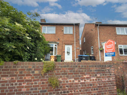 115 Oak Road, Peterlee, County Durham SR8 3HU