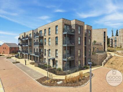 Luctons Close, Loughton, IG10 3QP
