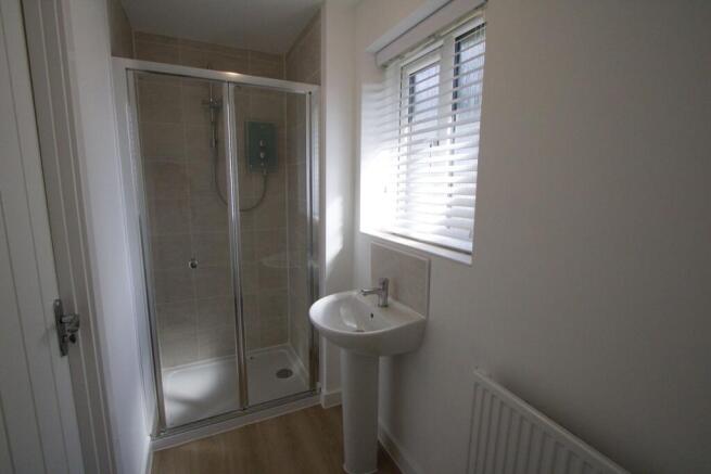 4 bed Detached for sale Image 12
