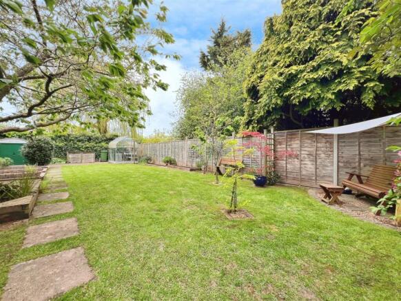 8da988ae-lower 20garden.jpg