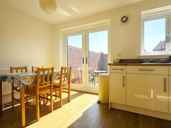 2 bed End of Terrace for sale Image 8