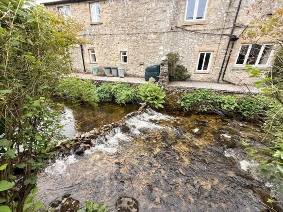 1 bed Cottage for sale Image 12