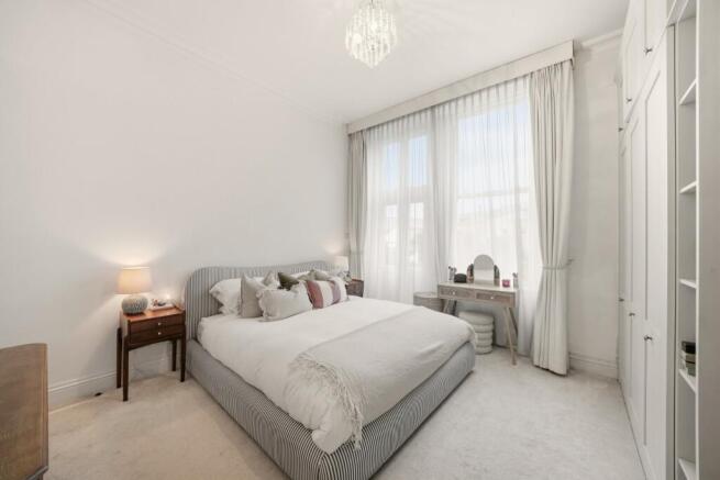 1 bed Apartment for sale Image 8