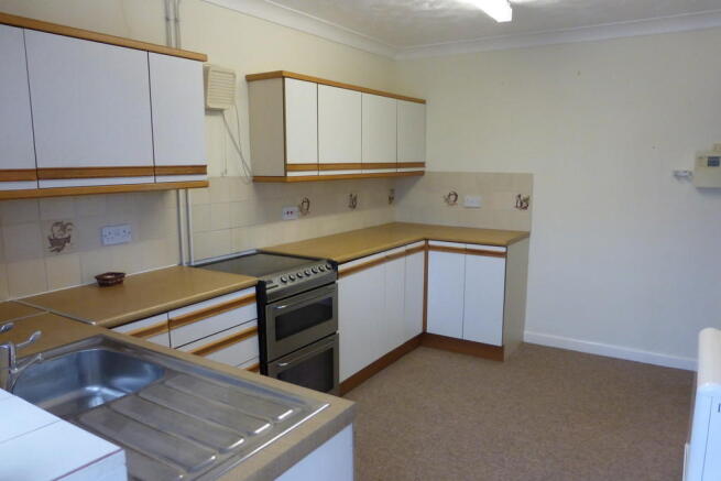 Kitchen reverse a...
