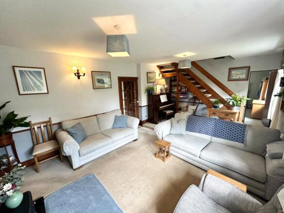3 bed House for sale Image 10