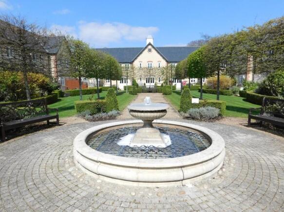 Fountain Views