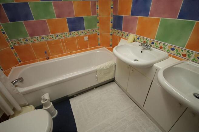 Photo 19