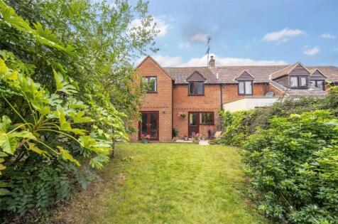 Yatesbury, Wiltshire, SN11