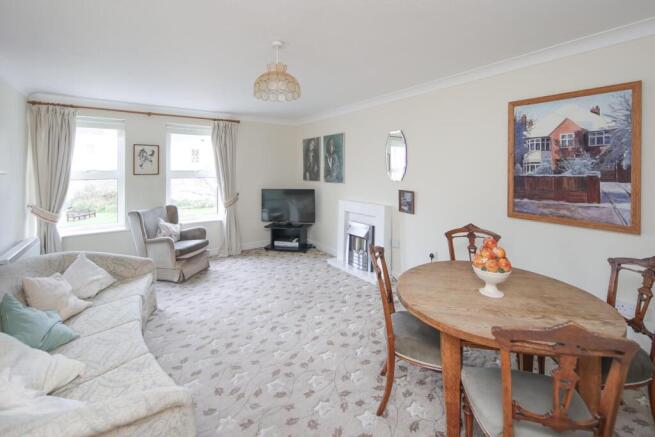 15 Oakfield House-11.jpg