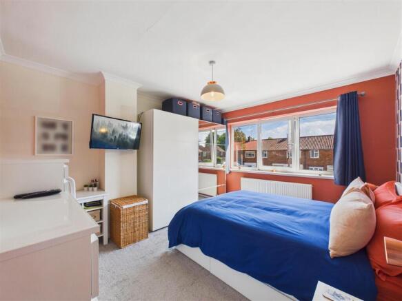 3 bed Semi-Detached for sale Image 8