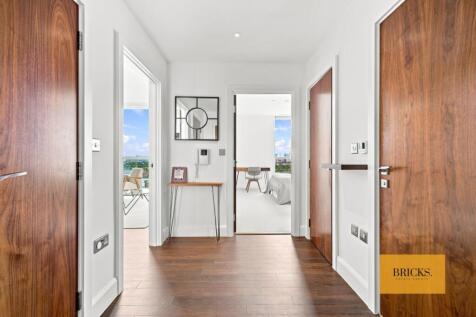 Salvor Tower, Mastmaker Road, London