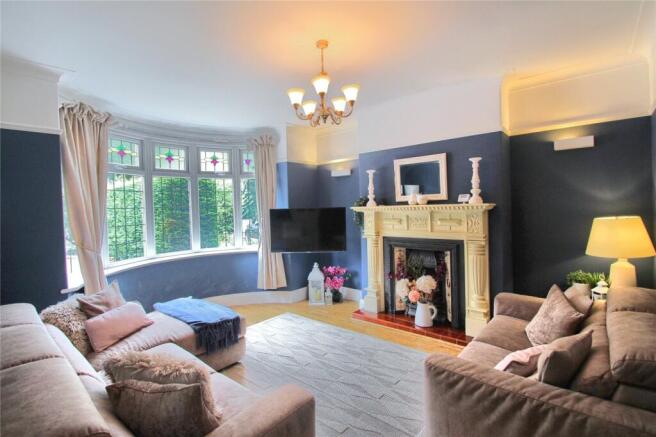 4 bed Semi-Detached for sale Image 4