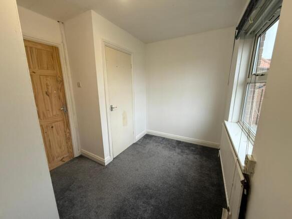 3 bed Terraced to rent Image 11