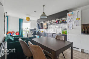 Flat 35, 188 Chambray House, London Road, Wallington SM6 7FL