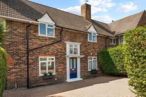 3, Haynt Walk, Raynes Park, London SW20 9NY
