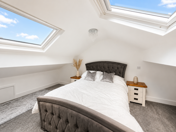 3 bed Terraced for sale Image 8