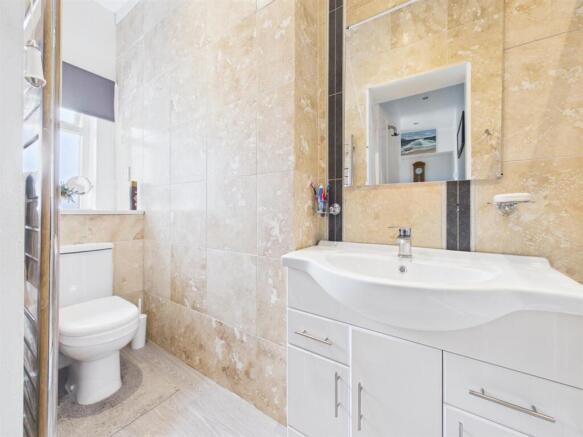 1 bed Flat for sale Image 9