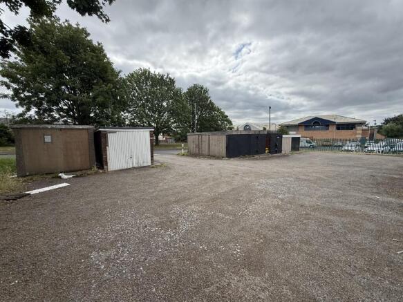 Garages for sale Image 4