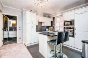 4, Dunraven House, Westgate Street, Cathays, Cardiff CF10 1DL