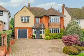 25, Albion Park, Loughton IG10 4RB