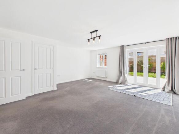 Sitting/Dining Room