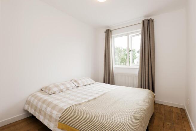 Bedroom 2 (Double)