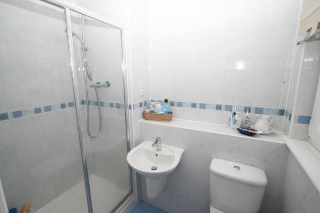 Master en-suite