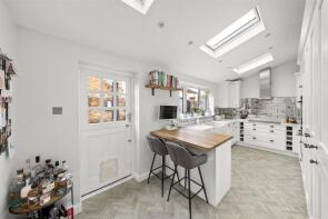 111, The Greenway, Uxbridge UB8 2PP