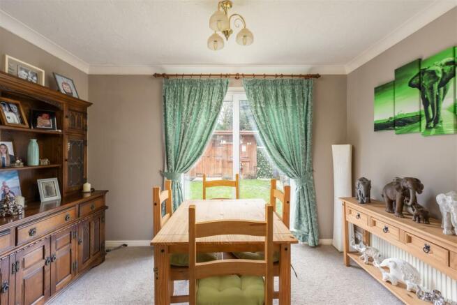 Millers Close 1 Reception Room-4.jpg