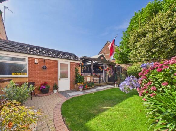 3 bed Detached for sale Image 11