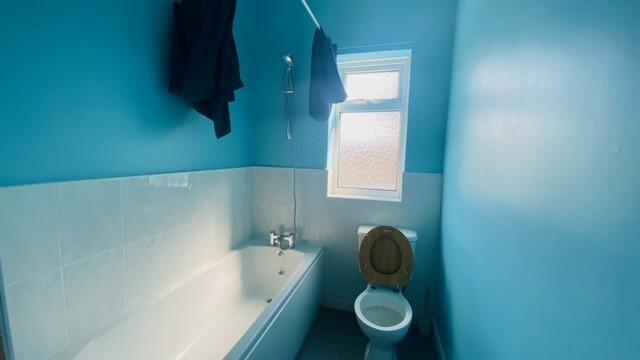 2 bed House to rent Image 6
