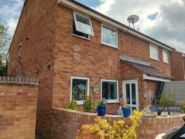 15, Drew Crescent, Kenilworth CV8 1RD