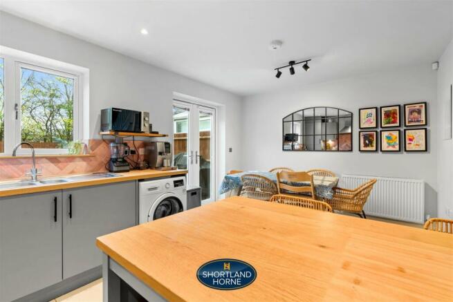 kitchen/dining room