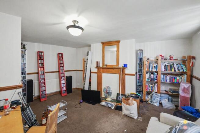 2 bed Terraced for sale Image 5
