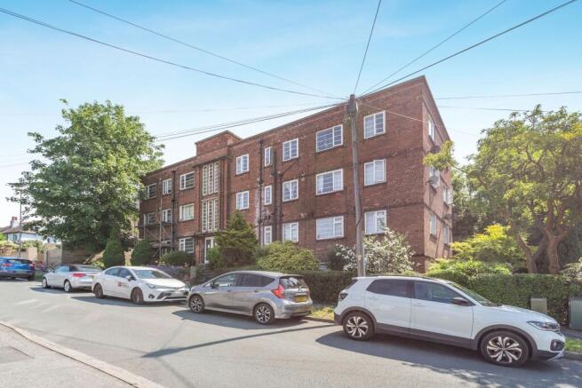 Gipton Lodge, 20 Copgrove Road, Roundhay, Leeds, LS8 2SR
